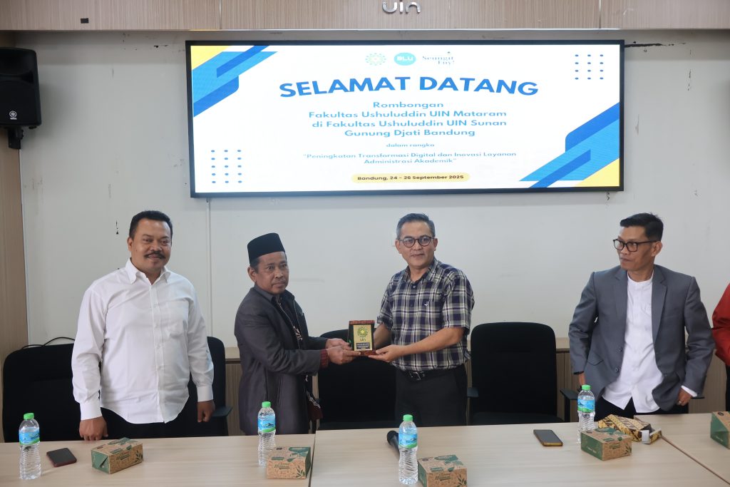 Dekan FU Apresiasi Prodi Ilmu Hadis Raih Akreditasi UNGGUL